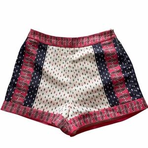 Bandana panel high waisted shorts